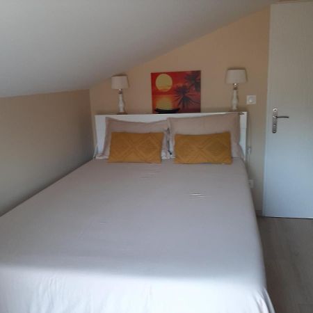 Logement Confortable Dans Residence Privee A Amplepuis Buitenkant foto