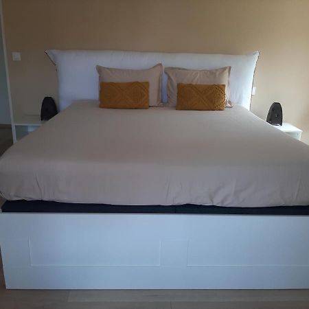Logement Confortable Dans Residence Privee A Amplepuis Buitenkant foto
